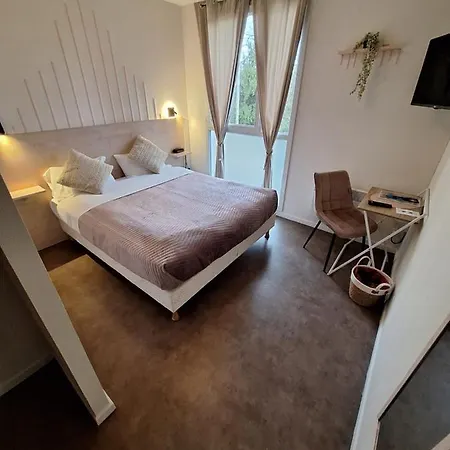 Ξενοδοχείο Au Bon Sejour 2*