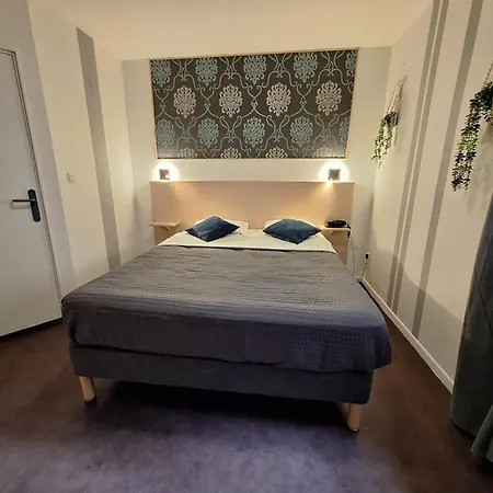 Au Bon Sejour Szálloda 2*