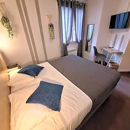 Au Bon Sejour Hotel 2*