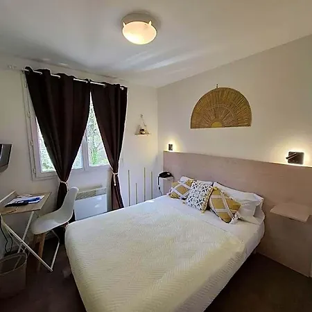 Au Bon Sejour Hotel 2*