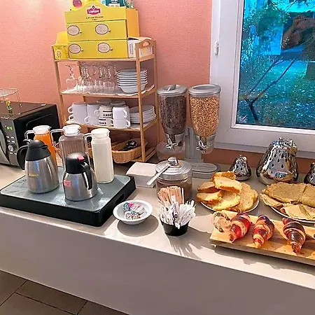 Au Bon Sejour Hotel