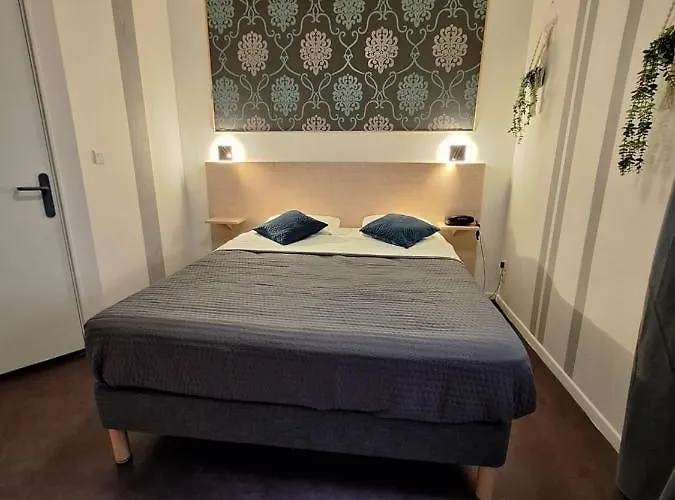 Au Bon Sejour Szálloda 2*